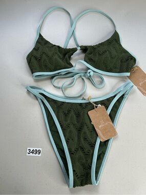 Berlook Bikini Set Small Dark Green Textured Cutout New